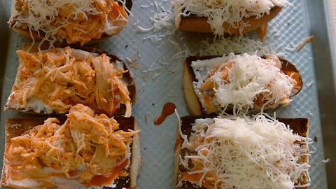 Buffalo Chicken French Bread