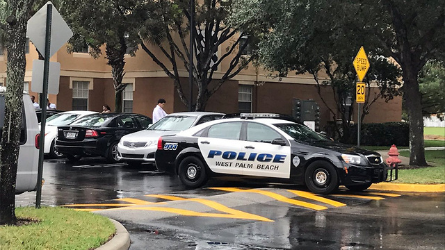 Dozens of car windows smashed Saturday morning at West Palm Beach apartment complex, Portofino Place