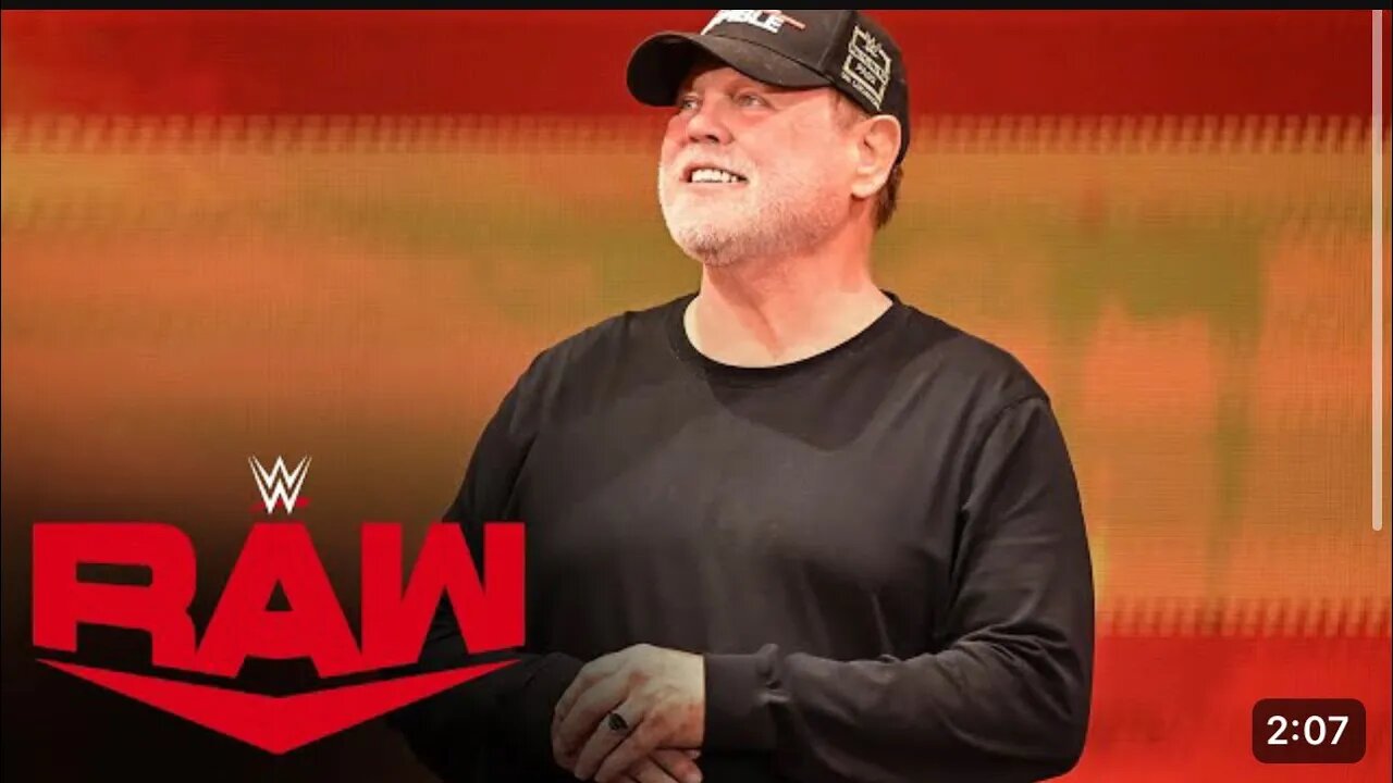 Jerry lawyer makes a return to WWE Raw !!!