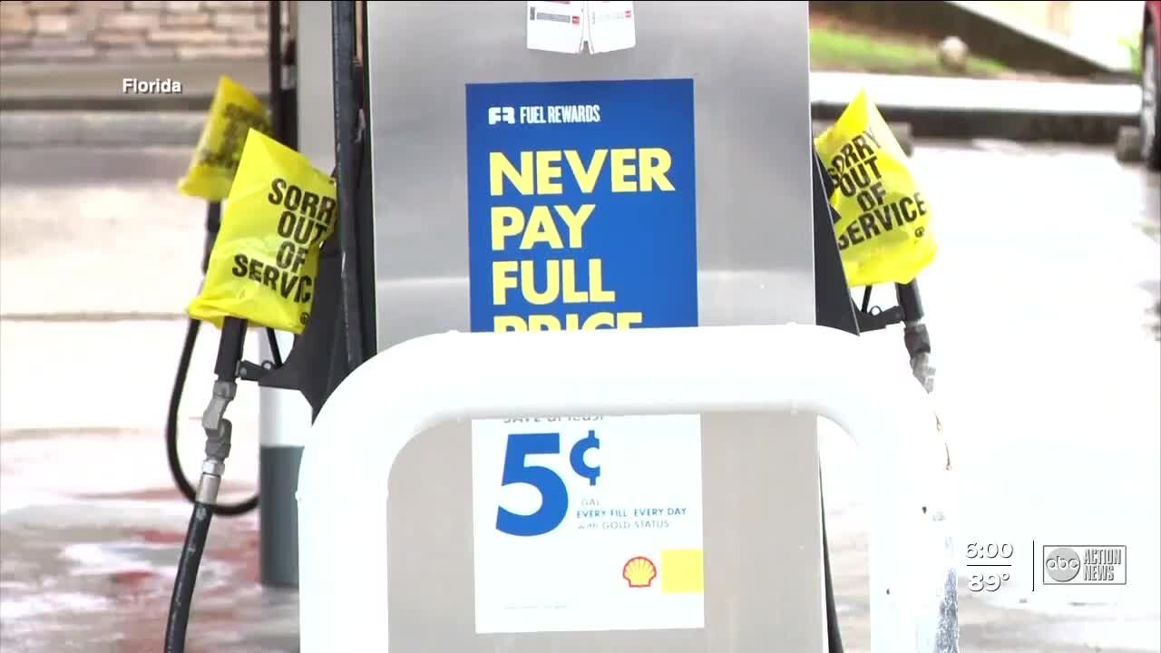 Experts: Gas shortage due to panic buying