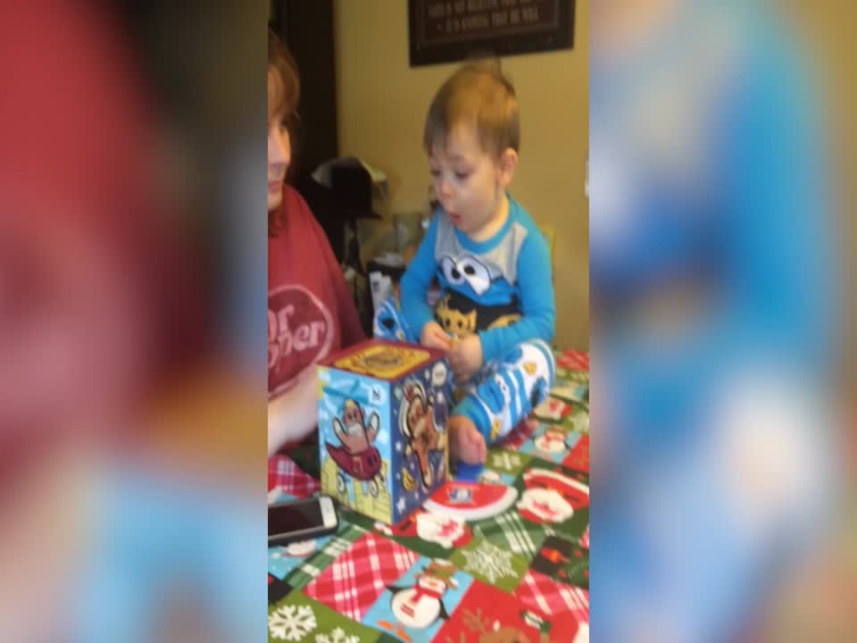 This Baby's Reaction to a Jack-in-the-Box will Melt your Heart