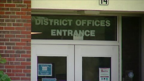 Williamsville parents react to superintendent shakeup