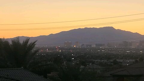 Did you see tonight's Las Vegas sunset? Check this out! 12.09.2024 #follow #lasvegas #weather