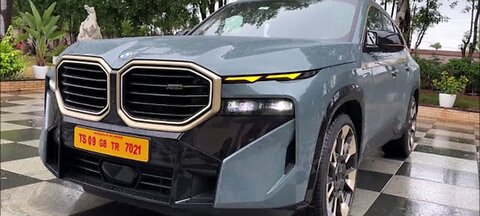 Rs 2 crore BMW i7 Review