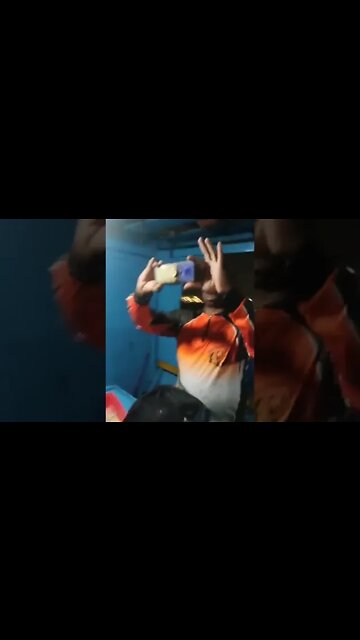 Churrascada rolando enquanto a Ponte Rio-Niterói está interrompida por colisão de navio