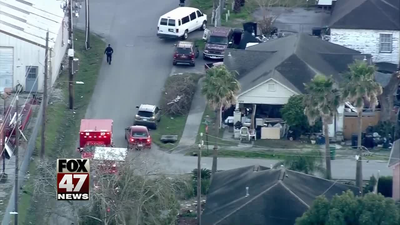 PD: 4 police officers shot in Houston while serving warrant
