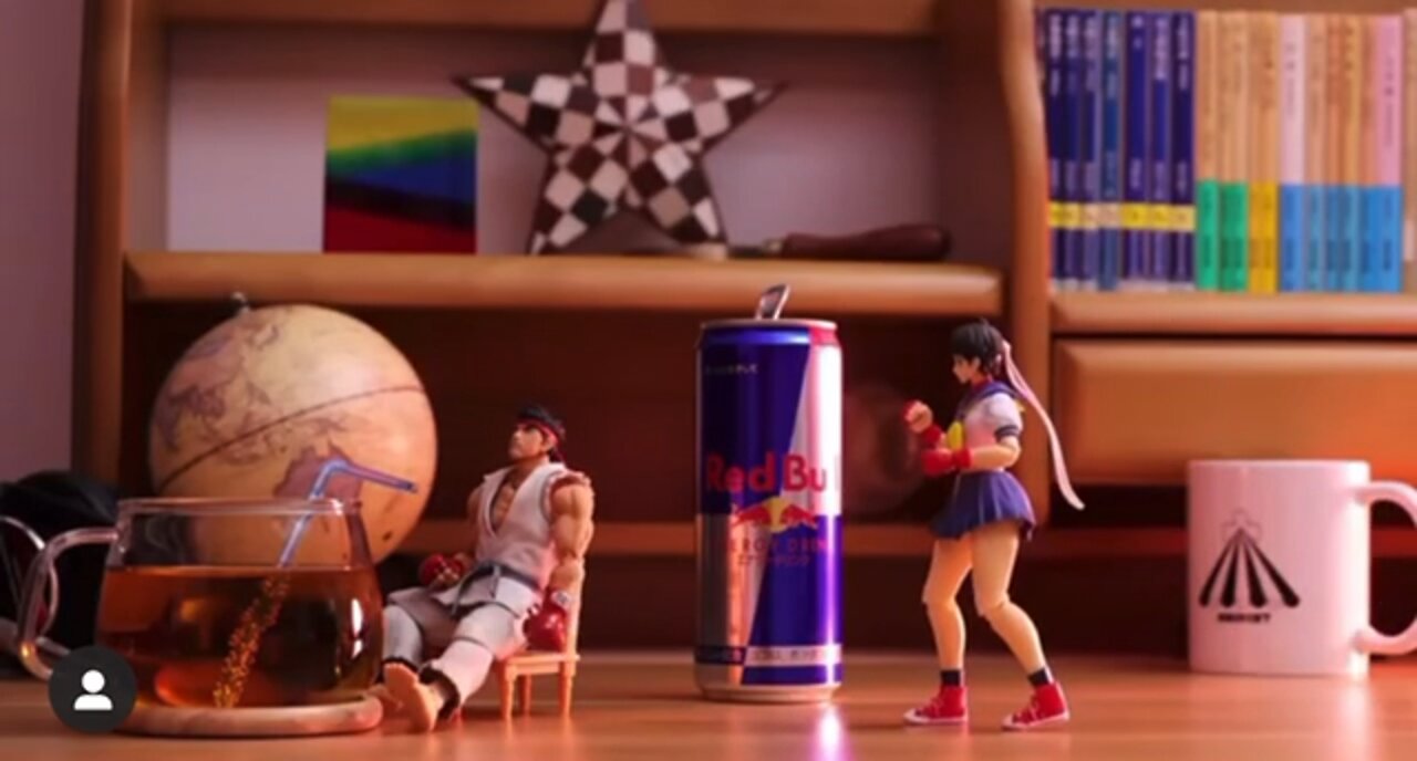 Sakura x Red Bull - Fighting Games - Funny Fight - Street Fighter