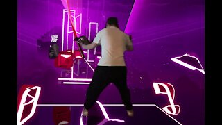 Beat Saber practicing Nitoryu on BTS Mic Drop