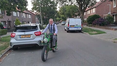 Letting other people enjoy the Urban Drivestyle UniMoke Green hulk - Hein vindt het fijn! 😆