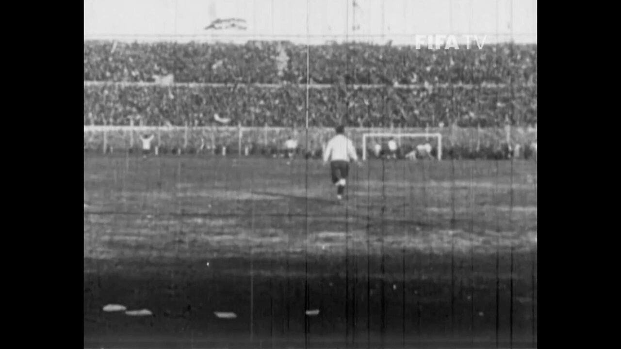 First Ever World Cup Final (1930) | Uruguay 4 - Argentina 2