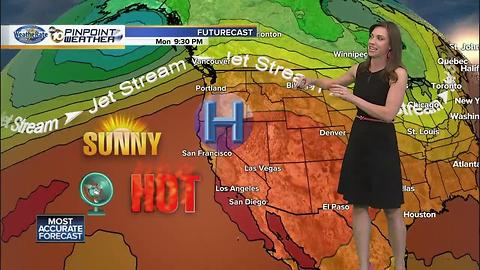 10News Pinpoint Weather with Meteorologist Megan Parry
