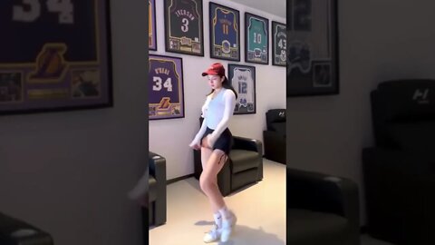 Chinese Girl Thinks She’s a Dancer