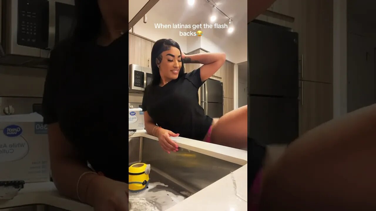 When Latinas Get The Flash Backs