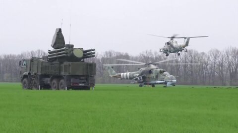 ★★★ Russian Helicopters Provide Air Cover for Convoys