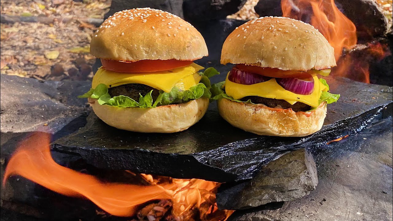 DELICIOUS BURGER COOKED IN THE WILD ON ROCKS🍔