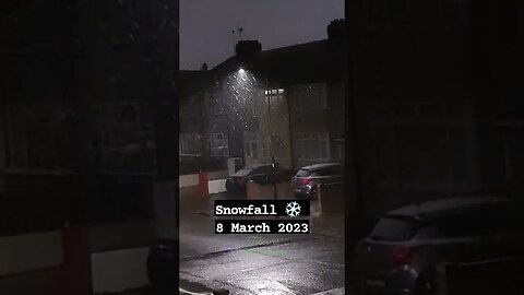 Snowfall Southall London 2023 #reels #shorts #bharatsamgi #Snowfall