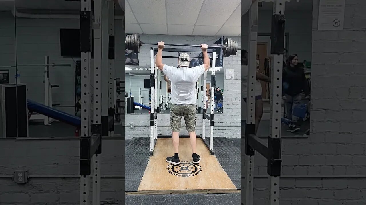 210lbs Military 🪖 press, 18/10 AD&D Strength 1st Edition, Crazy 🤪 old man