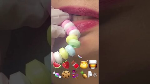 🍬👄🍬? ? EMOJI ASMR #eatingsounds #asmr #mukbang #asmrcandy