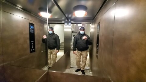 HOW TO USE A ELEVATOR IN SPAIN 🇪🇸