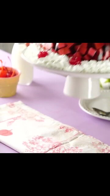 Low Calorie Soft Drink Mosaic Gelatin Soft Calorie with Cherry