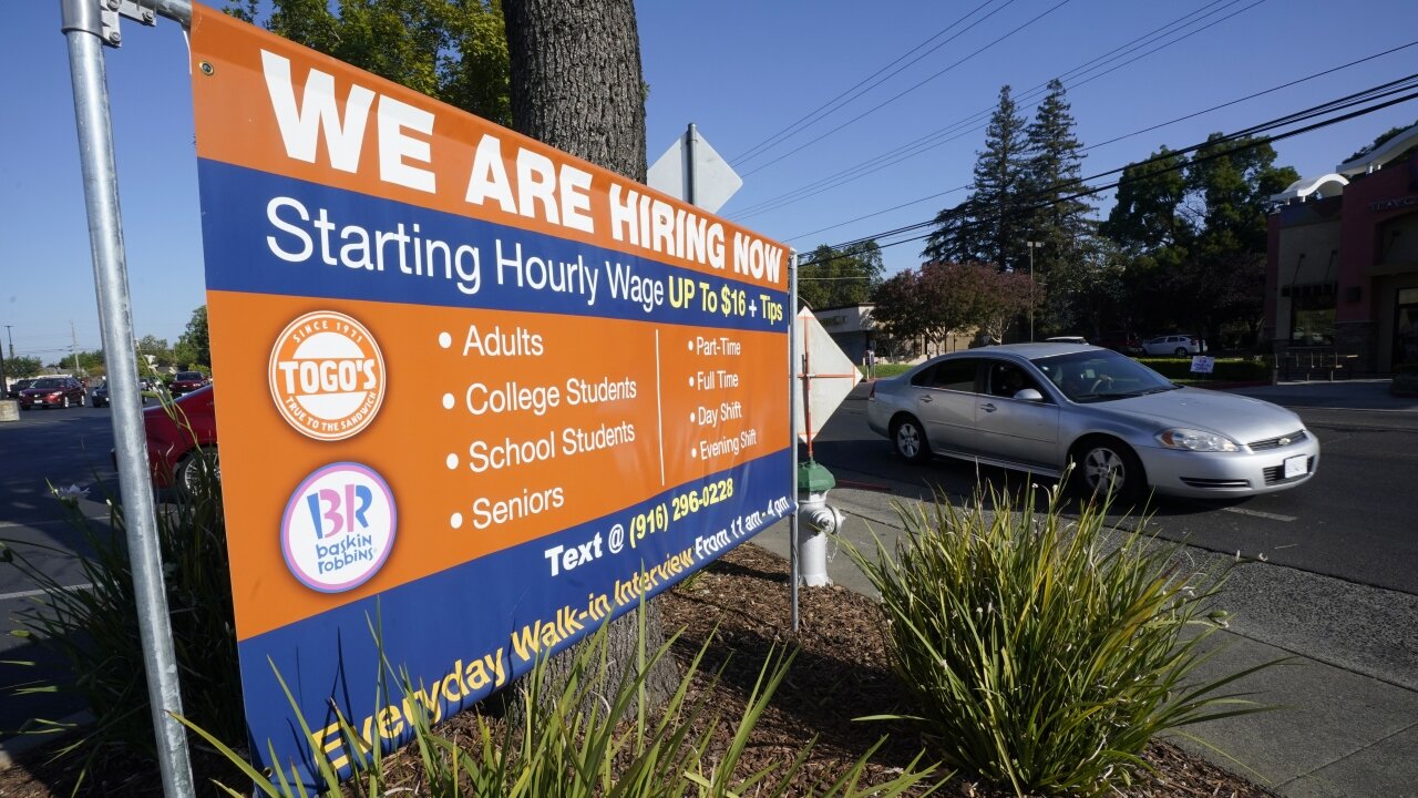 U.S. Weekly Jobless Claims Rise To 419,000