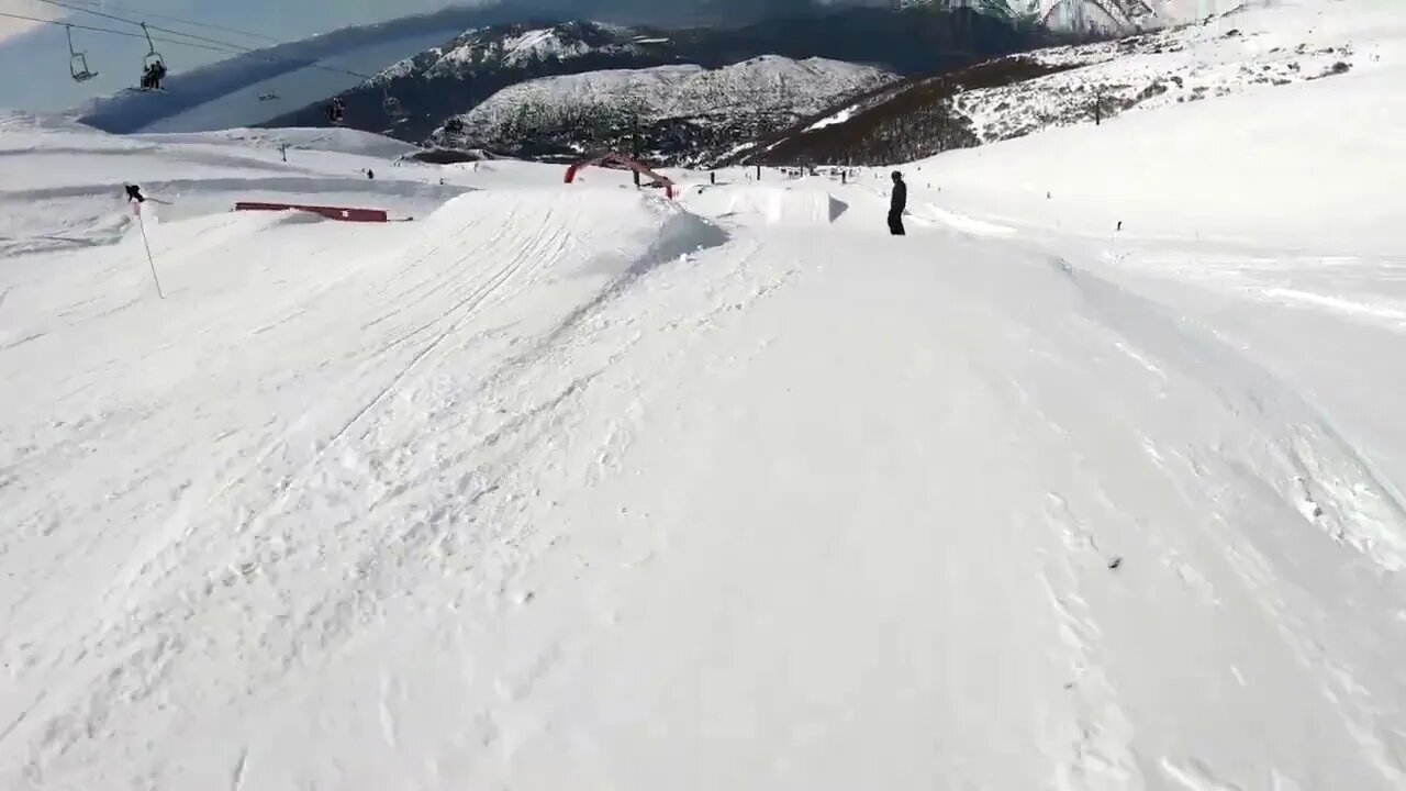 snowboard Catedral 2022 snowpark freeride y bosque con Javi Delfino y Mati Schmeisser-11