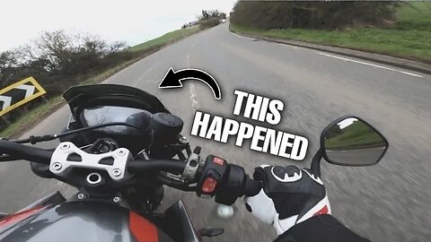 There is this problem with my 2020 Street Triple 765rs