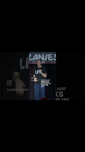 I hate public bathrooms #comedy #comedyvideo #funny #standupcomedy #joke #viral #comedian #jokes