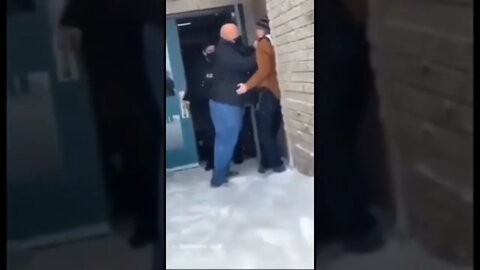 OUT OF CONTROL!!Totalitarian Officer slams teen in Manitoba for protesting mandates.