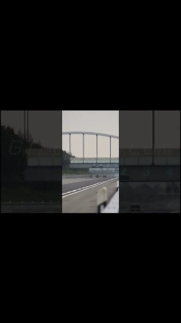 No stupid poseuers just brutal racing at GTBOARD.com Brutal Bugatti Veyron Vitesse in action