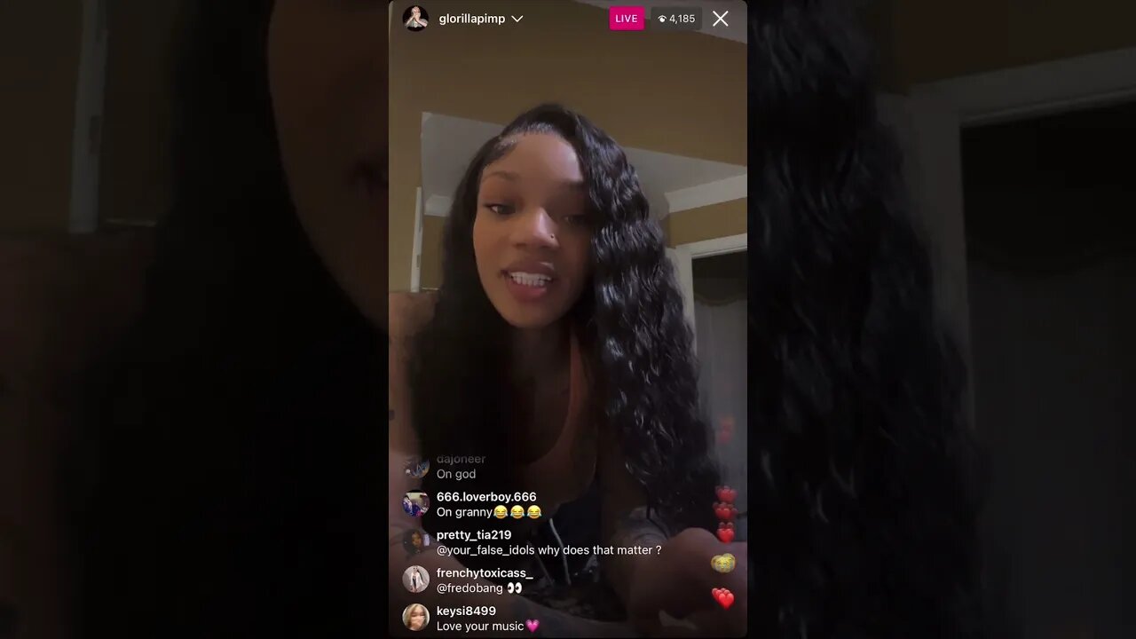 Glorilla Pimp Instagram Live. FEATURING Fredo Bang In Her Comment Wyling👅😂28.02.23.
