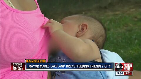 Lakeland Mayor signs proclamation endorsing breastfeeding in public