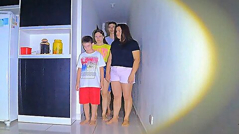 FAMILIA INTEIRA ESTÁ PASSANDO POR ISSO NESSA CASA - CASO RARO