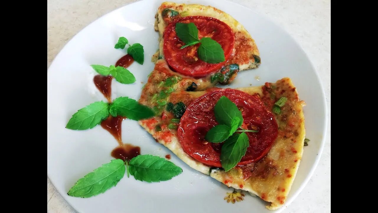 HOW TO MAKE TOMATO PANCAKES - Delicious recipe for the perfect omelet or pancakes! #shorts