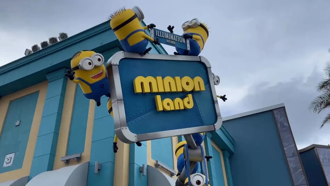 Minion Land Construction Update | Universal Studios Orlando