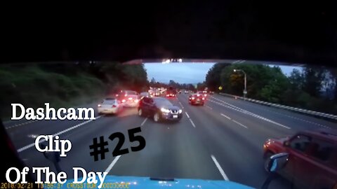 Dashcam Clip Of The Day #25 - World Dashcam - 5 Car Pile-up On I5 Involving Semi-Truck