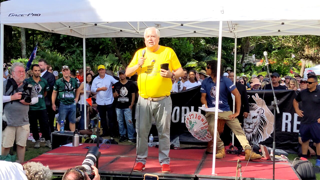 Clive Palmer at the Brisbane Worldwide Rally for Freedom