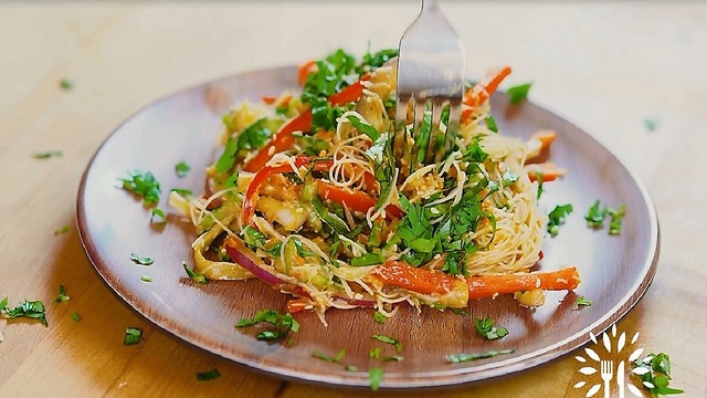 Glass Noodle Sesame Salad