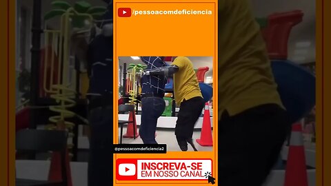 Vamos ver se o youtube vai mostrar este vídeo sobre Pessoa com deficiência