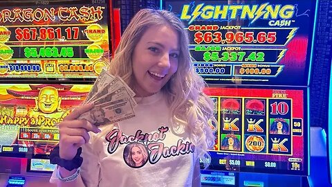 Playing LIGHTNING LINK in the monarch's high limit room and hit the bonus! 🤑