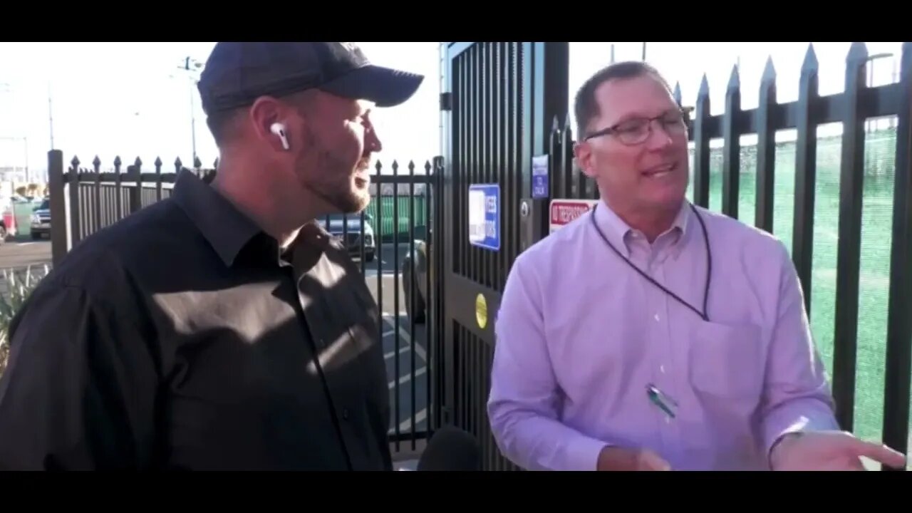 Sheriff’s Deputies Surround Maricopa County Tabulation Center And Uses Drones Against Journalist