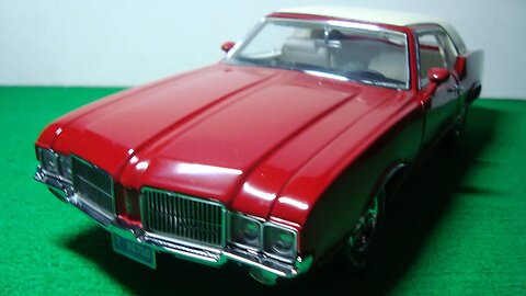 Premium Diecast Cars - Oldsmobile Cutlass Supreme SX 1:18 Lane Exact Detail - Análise e avaliação