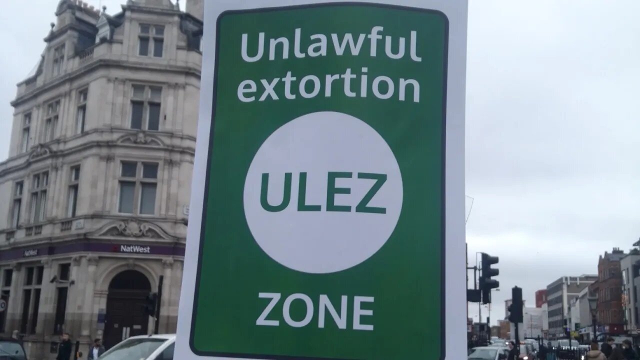New anti ULEZ song - 'Can't Pay, Won't Pay' by Chris Burns (ft. Piers Corbyn)