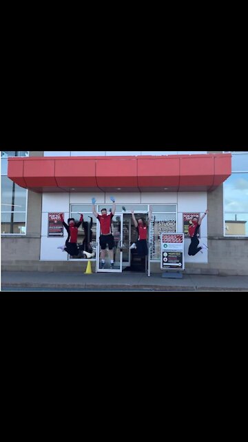 Gyms Can Finally Reopen Next Week In Ontario & Here's What You Can Expect