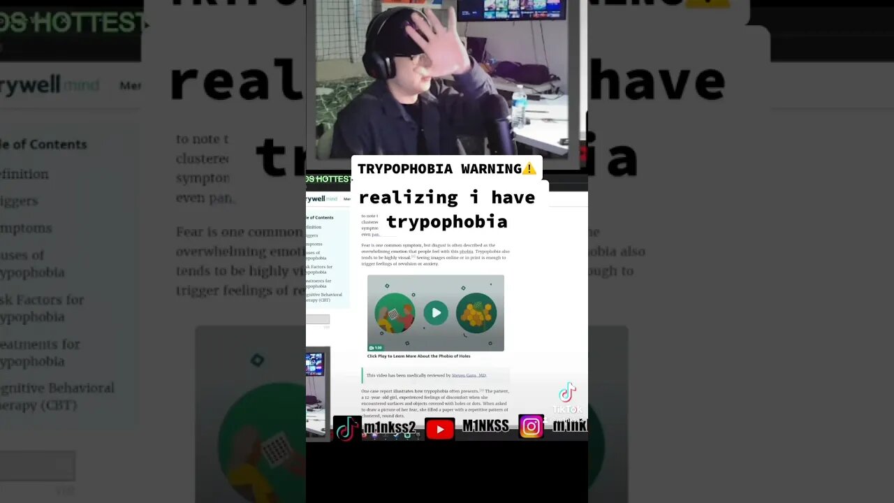 realizing i have trypophobia #funny #funnymoments #reaction #trypophobia #phobia #trending #memes