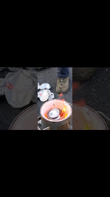 The process of melting aluminum cans #shortsfeed #shorts #melting