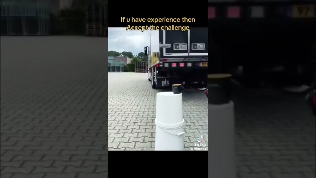 Very Skilled Reversing #trucks #truck #truckdriver #trucking
