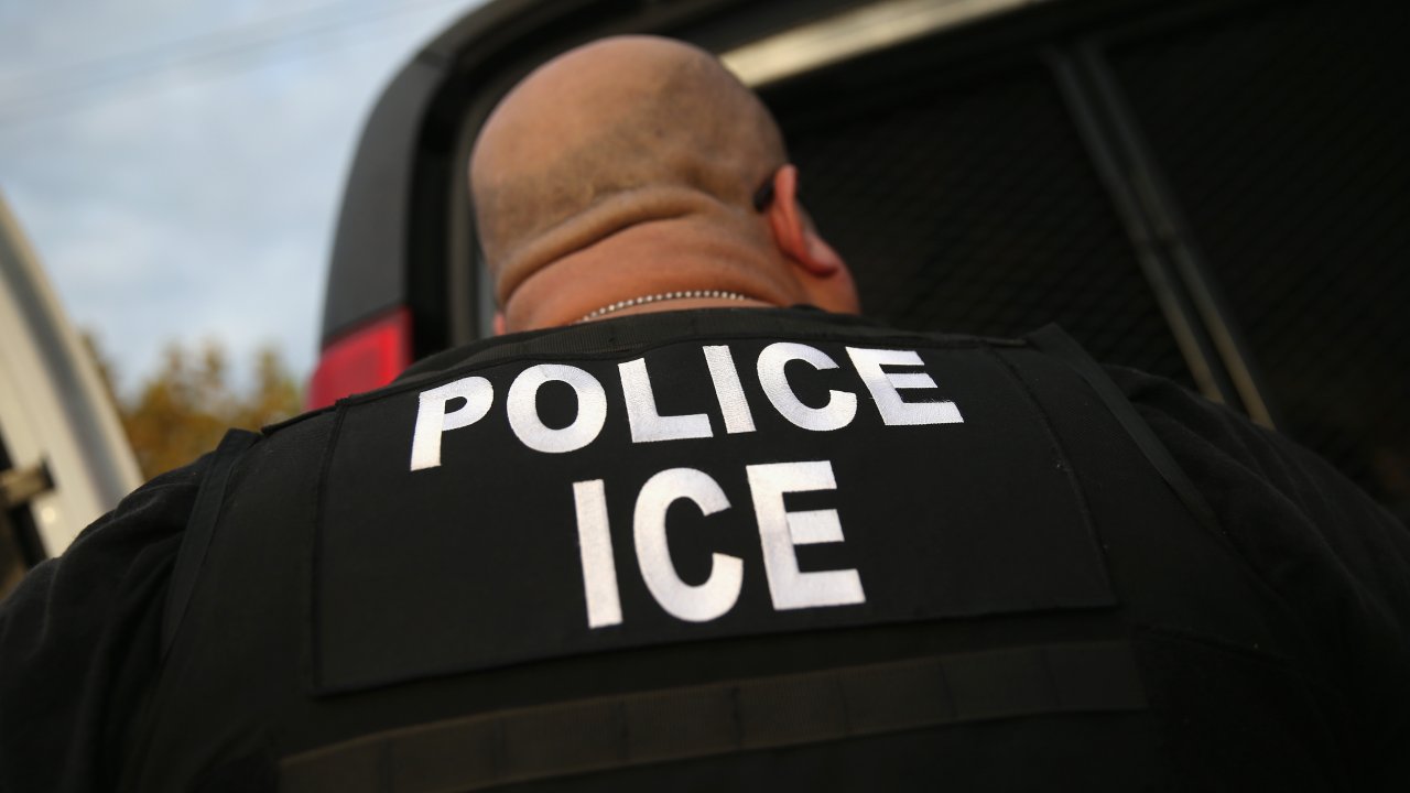 ICE Will Begin Immigration Raids In 10 Cities On Sunday