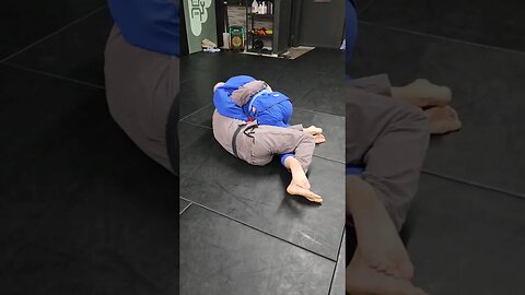 Strong Coyote Guard Lapel Sweep from Knee Shield #bjj #jiujitsu #brazilianjiujitsu