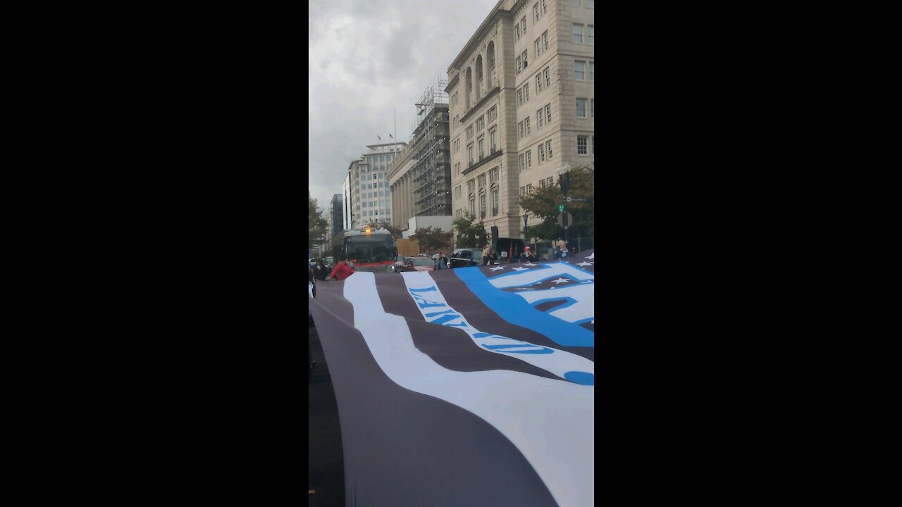 GIANT Trump Flag @ BLM Plaza